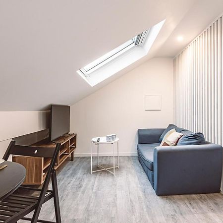 Le Coquet Logement Climatise Face A La Cathedrale - 3G Reims Zewnętrze zdjęcie