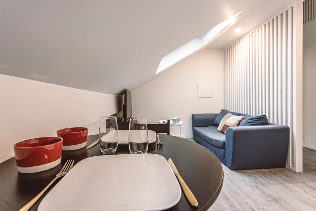 Le Coquet Logement Climatise Face A La Cathedrale - 3G Reims Zewnętrze zdjęcie