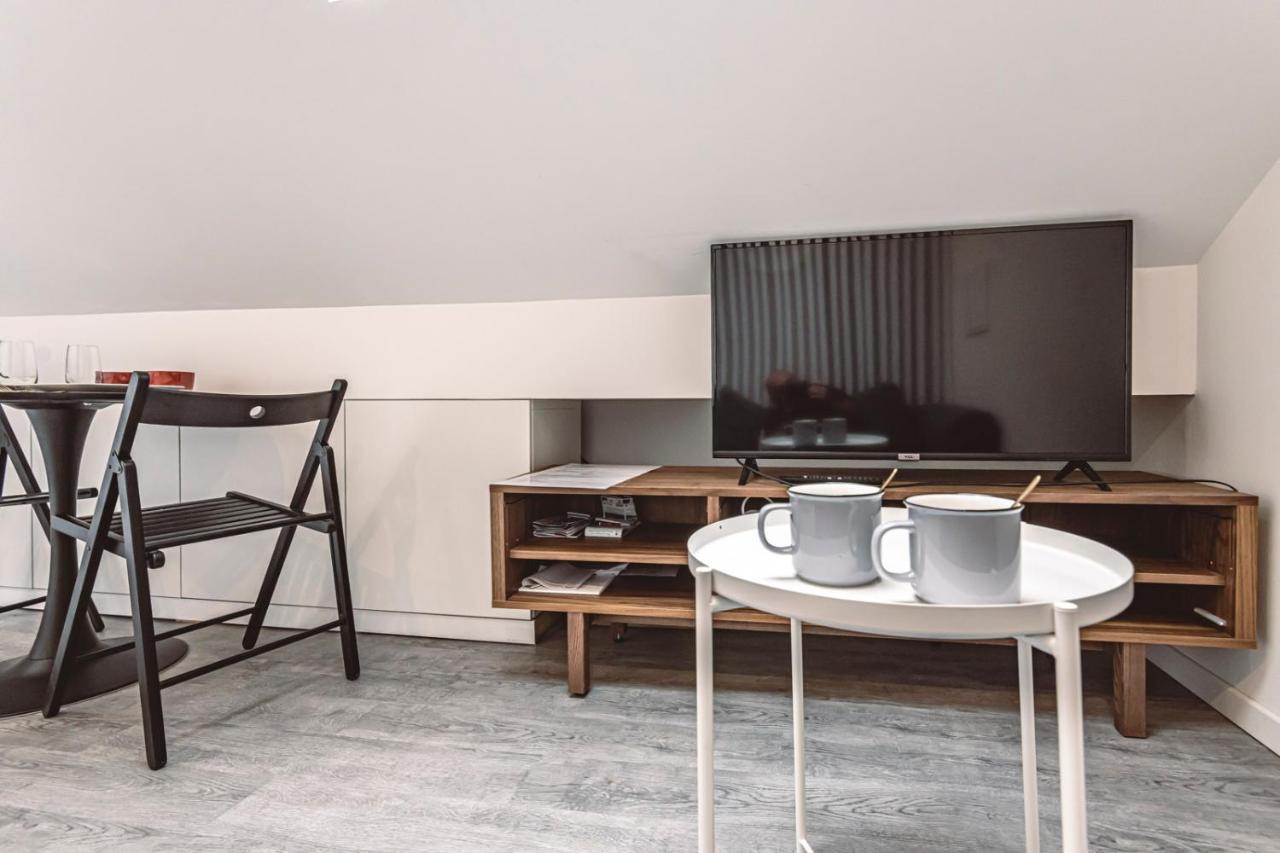 Le Coquet Logement Climatise Face A La Cathedrale - 3G Reims Zewnętrze zdjęcie